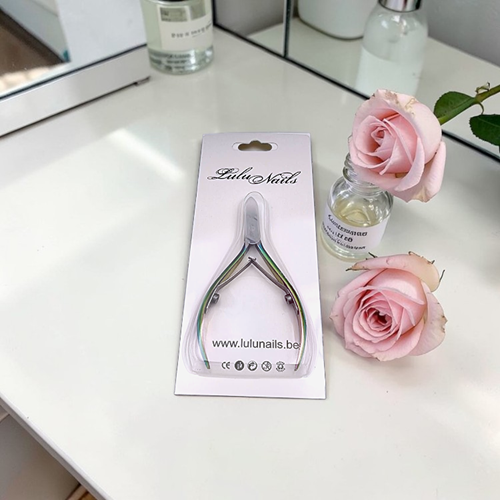 Pince à Cuticules Professionnelle Multicolore LuluNails | Outil Manucure Précision